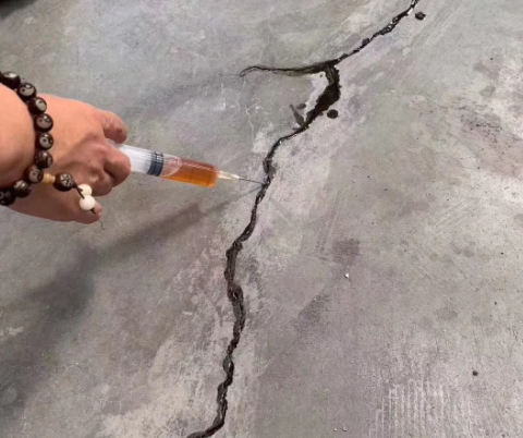 钦北混凝土裂缝修补技术详解​